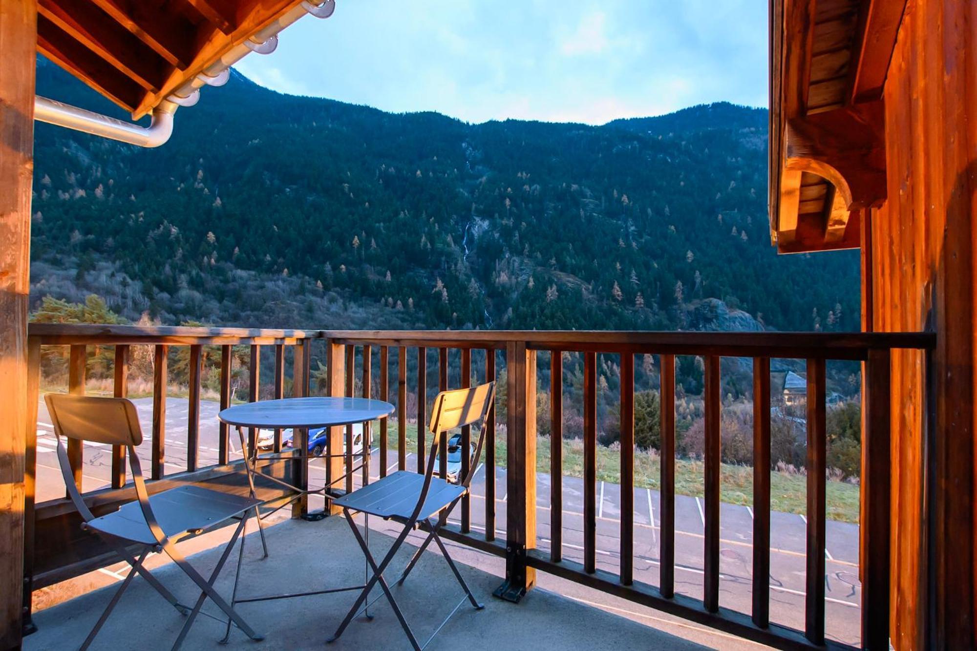 Cozyloge, Orelle & Les 3 Vallees Exterior photo